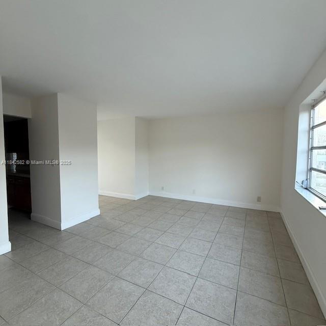 Building Photo - 1715 N 16th Ave