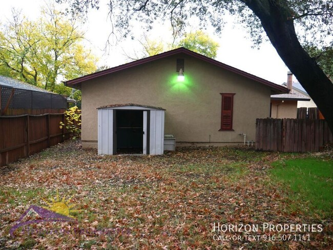 Building Photo - Open 3 Bed 2 Bath 1,519 sqft Gail Estates ...