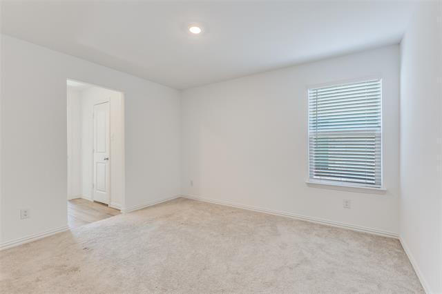 Building Photo - 10041 Elkhorn Dr