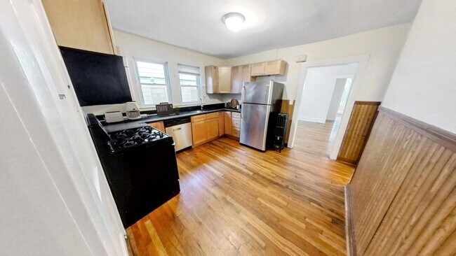 Building Photo - Renovated 4-Bedroom in Mission Hill | Pet Friendly | Steps to Longwood & the Orange Line