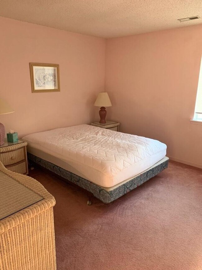 Building Photo - Furnished 2bed 2 bath condo at Myrtle Greens