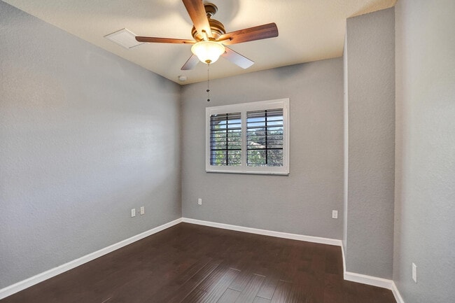 Building Photo - 6105 Grand Cypress Cir W