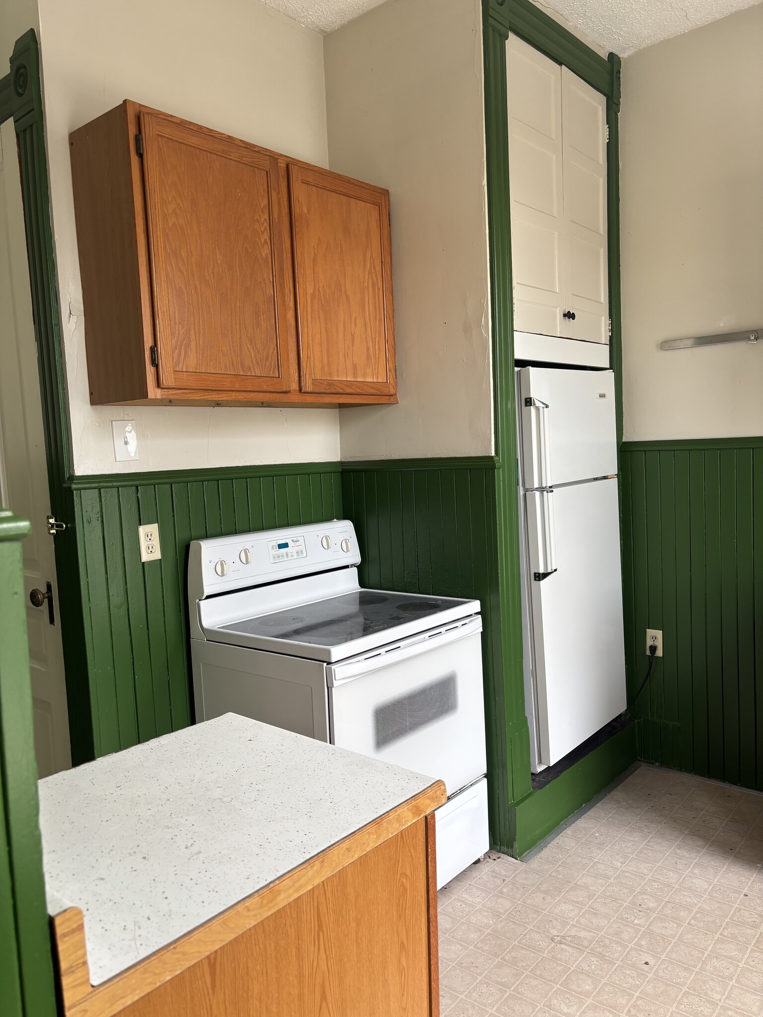 Kitchen - 266 Randolph St