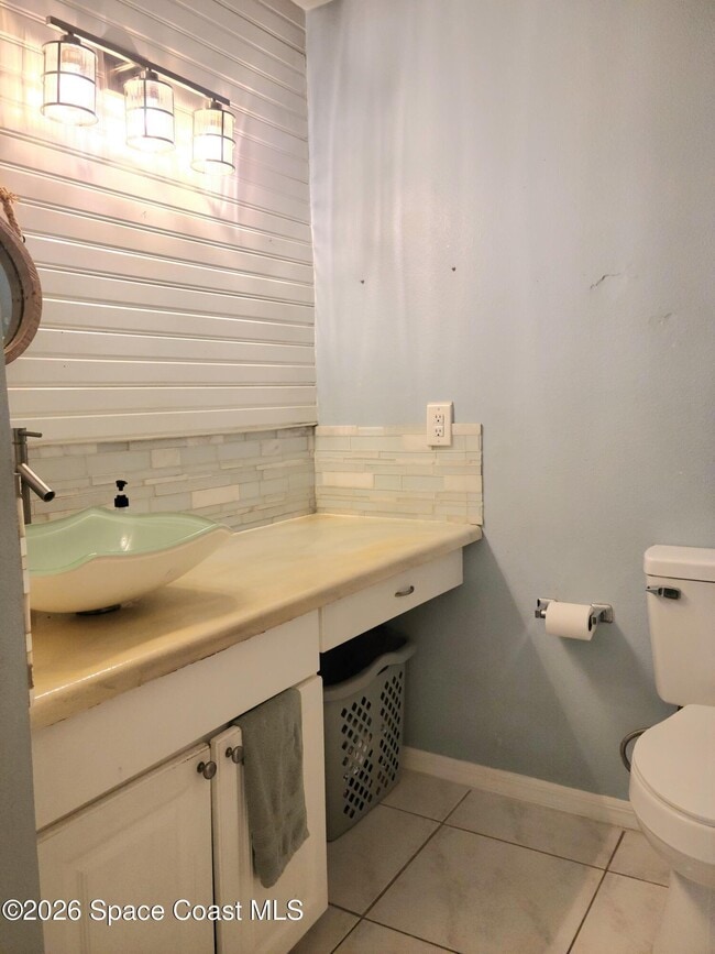 Building Photo - 1979 Warton Ave SE