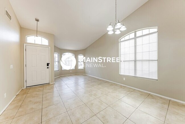 Building Photo - 4 Bedroom Pet-Friendly Home in Peoria, AZ ...