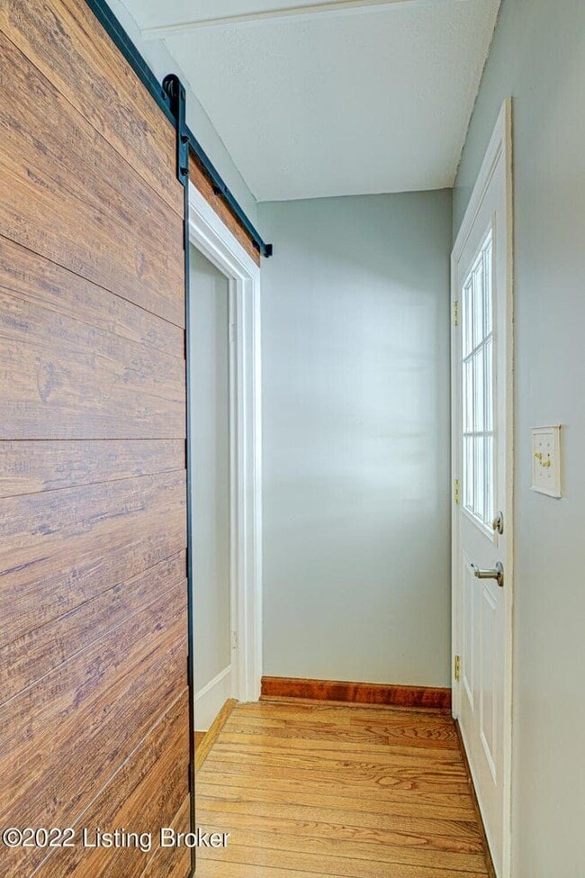 Building Photo - Dellwood Dr.