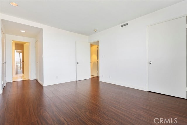 Building Photo - 2170 Century Pk E