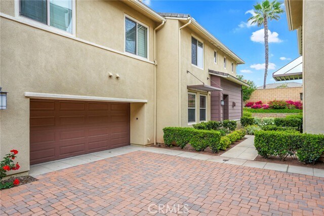 Building Photo - 12444 Benton Dr