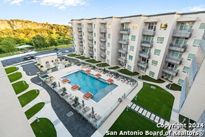 Building Photo - 17902 La Cantera Pkwy