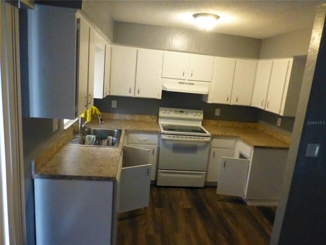 Building Photo - 197 Highland Rd