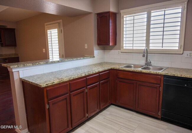 Building Photo - 12508 Tierra Cuervo Dr