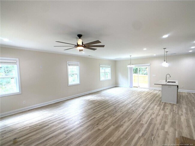 Building Photo - 209 Walker Downs Cir
