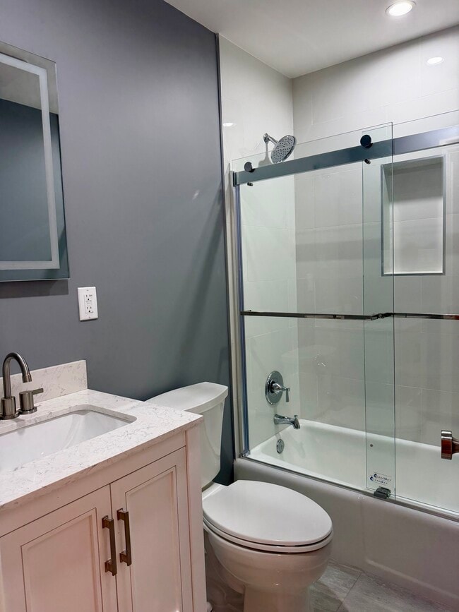 Building Photo - 105 Cleveland Ave