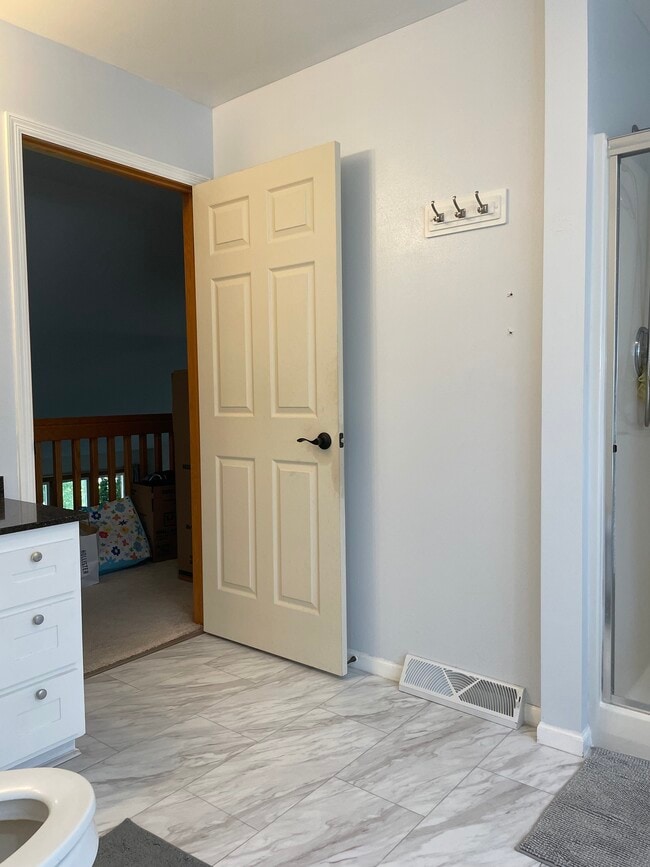 Building Photo - 14 Byars Cir