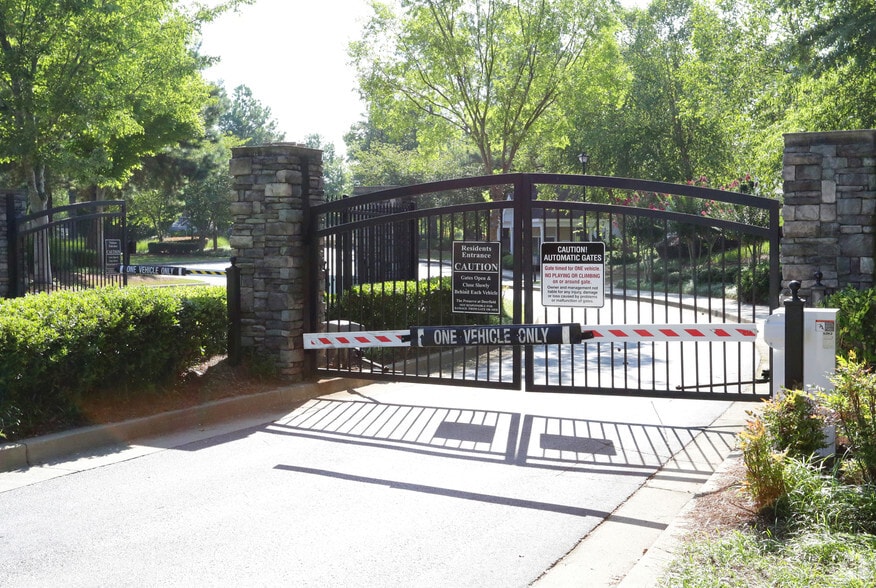 Entrance - Magnolia at Milton