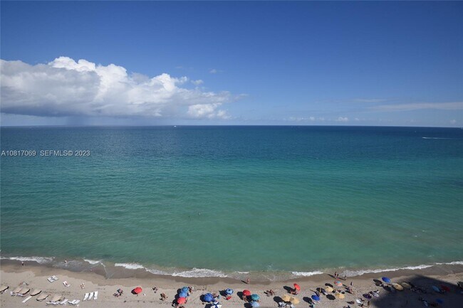 Building Photo - 3505 S Ocean Dr