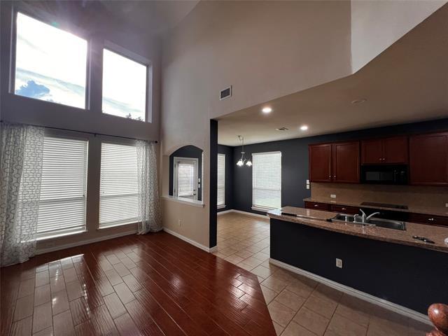 Building Photo - 900 Johns Way