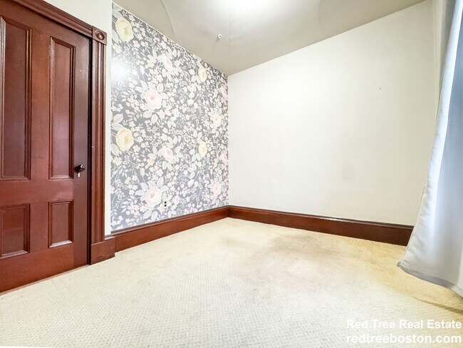 Primary Photo - 86 Chestnut Pl