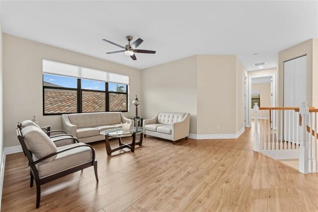 Building Photo - 9571 Eden Roc Ct