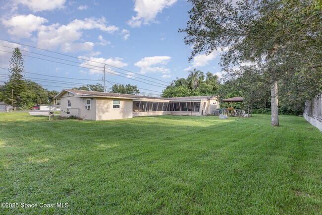 Building Photo - 2410 Dairy Rd