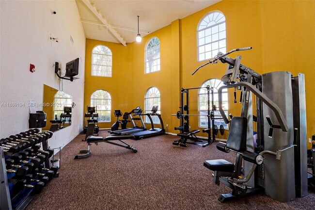 Building Photo - 1650 Presidential Way