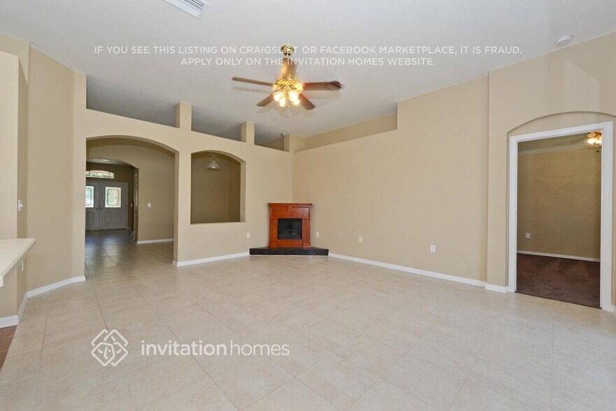 Building Photo - 4438 Beaumaris Dr