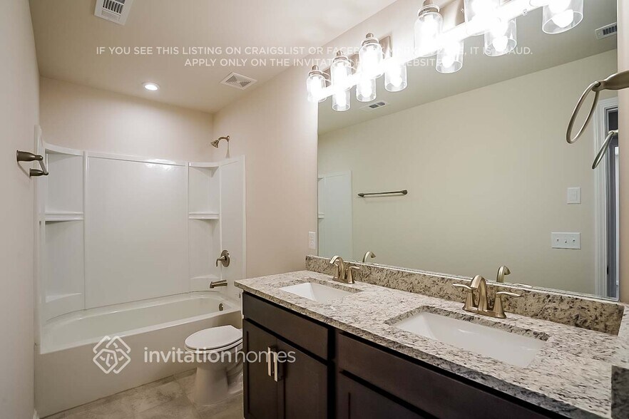 Building Photo - 554 Becks Pl
