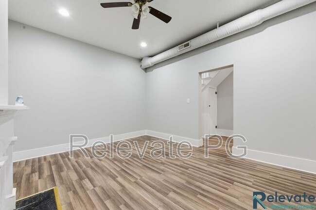 Building Photo - 2820 Q St