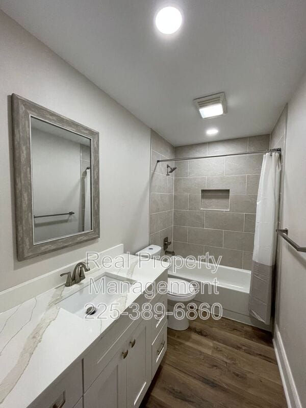 Building Photo - 13701 Gentilly Ct