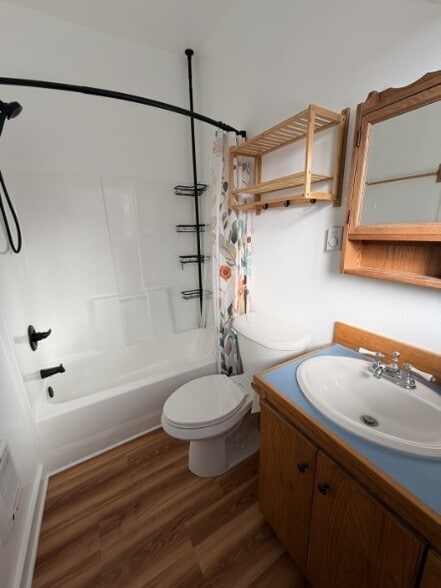 Building Photo - 13330 Clairmont Way