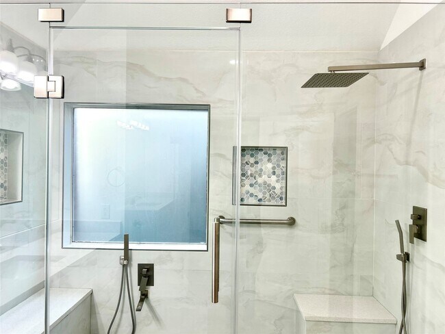 Building Photo - 7106 Marble Springs Dr