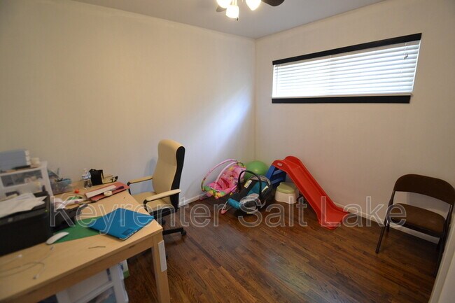 Building Photo - 650 N 300 W