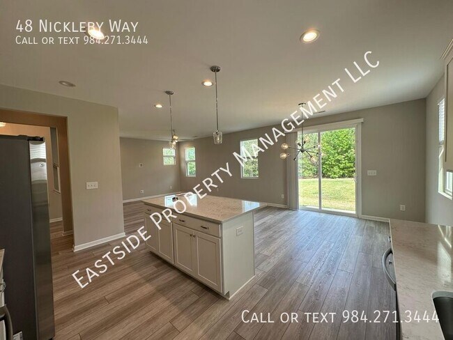 Building Photo - 48 Nickleby Wy