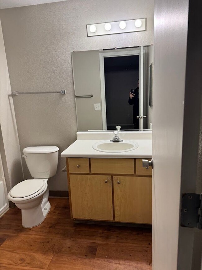 Building Photo - Everything you’ve been dreaming of is here. Come Lease today!