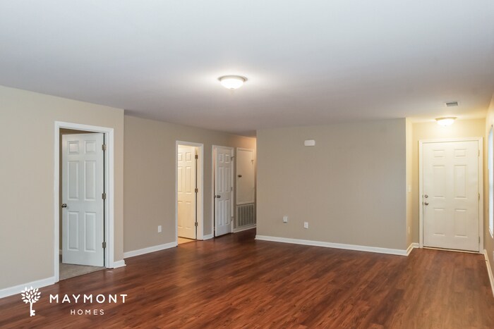 Building Photo - 100 Foxford Ln