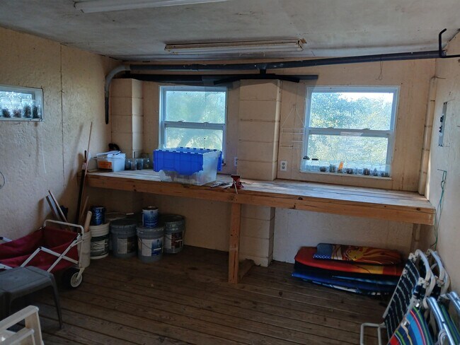 Building Photo - 669 Bald Point Rd