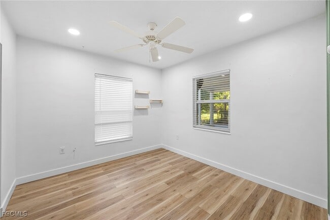 Building Photo - 236 Delray Ave