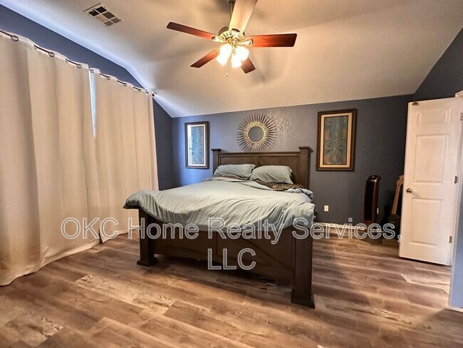 Building Photo - 10716 NW 31st Terrace