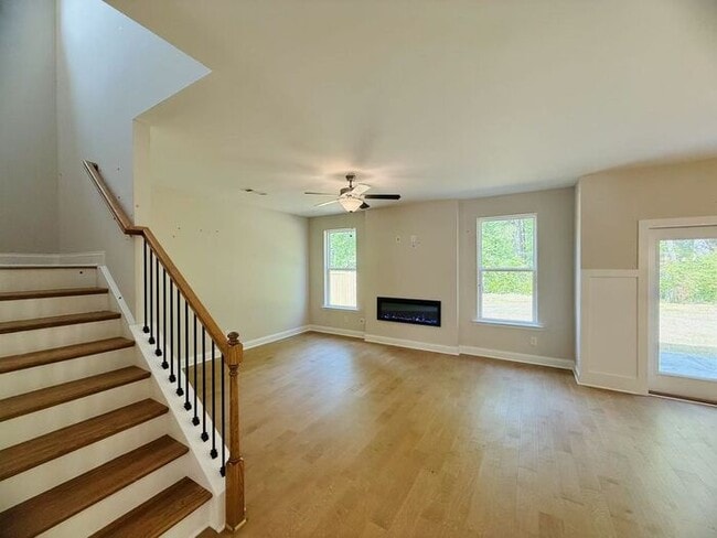 Building Photo - 4220 Easter Lily Ave