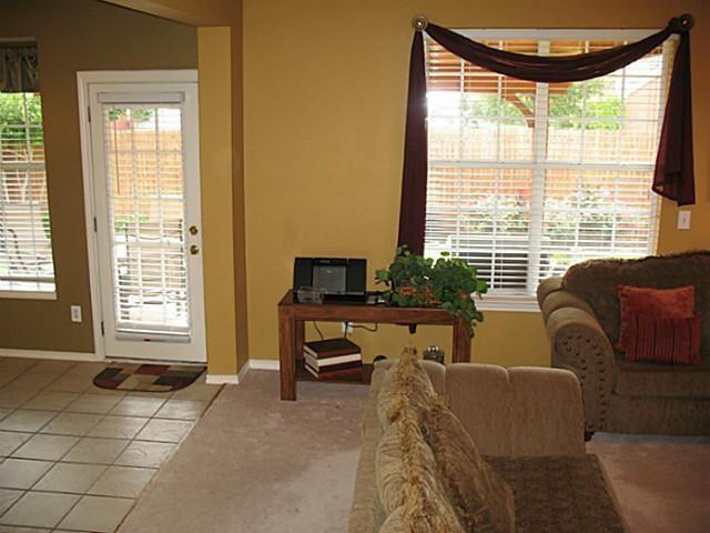 Building Photo - 7805 Kinman Ln