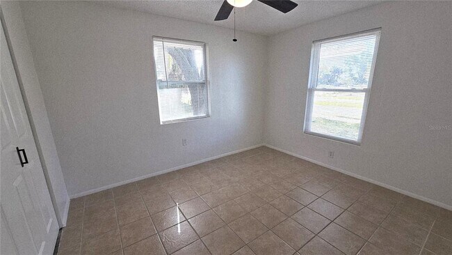 Building Photo - 284 Rotonda Blvd W