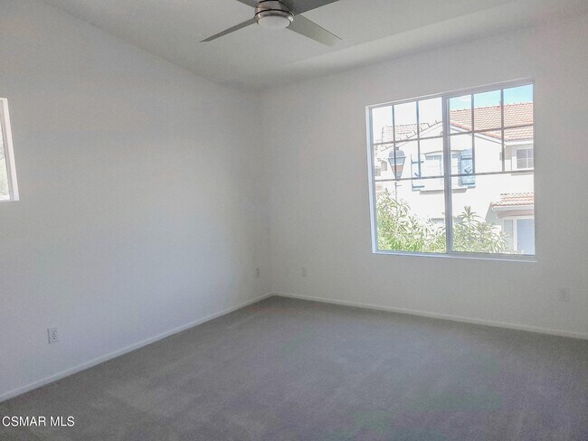 Building Photo - 5609 Sienna Way