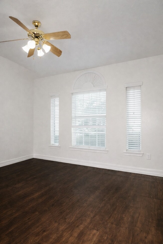 Building Photo - 10130 Williams Field Dr