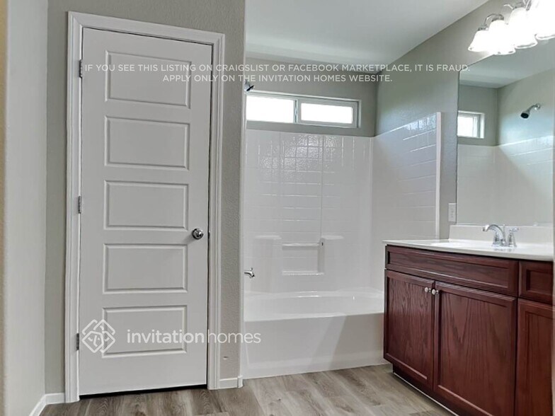 Building Photo - 7056 Millers Run St