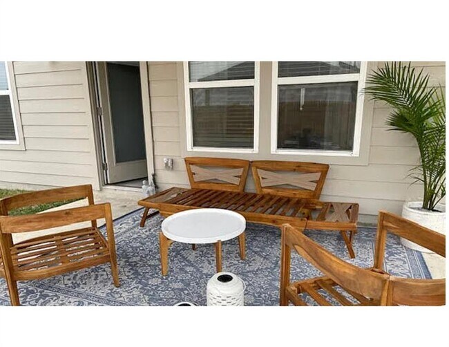 Building Photo - 501 Evening Star Cv