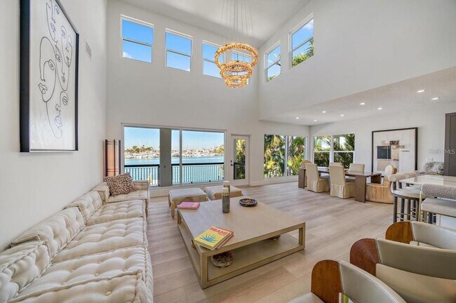 Building Photo - 116 Devon Dr