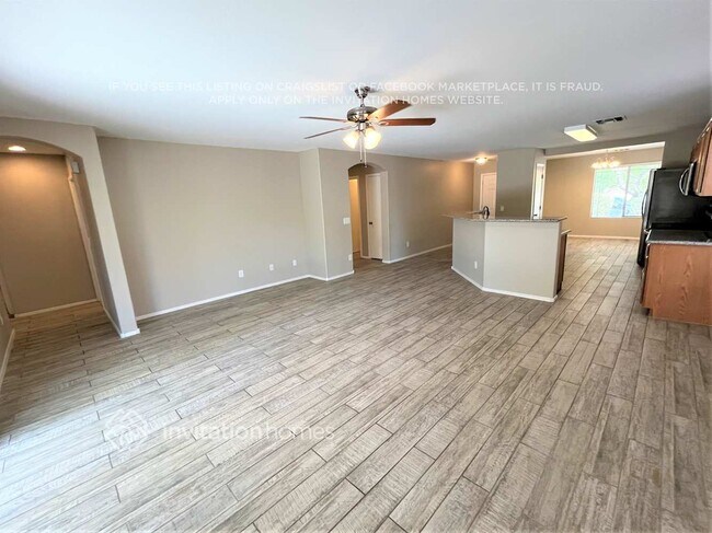 Building Photo - 11310 N 161st Dr