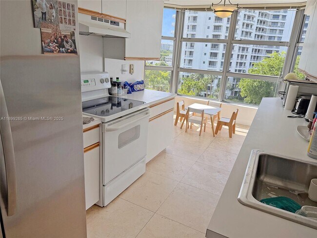 Building Photo - 3400 NE 192 St