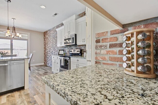 Building Photo - 3364 W 2490 S