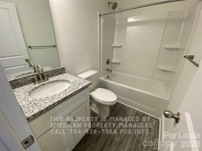 Building Photo - 660 Faith Dr SW